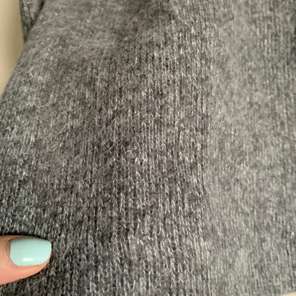 Zara sweater - Picture 2 of 2